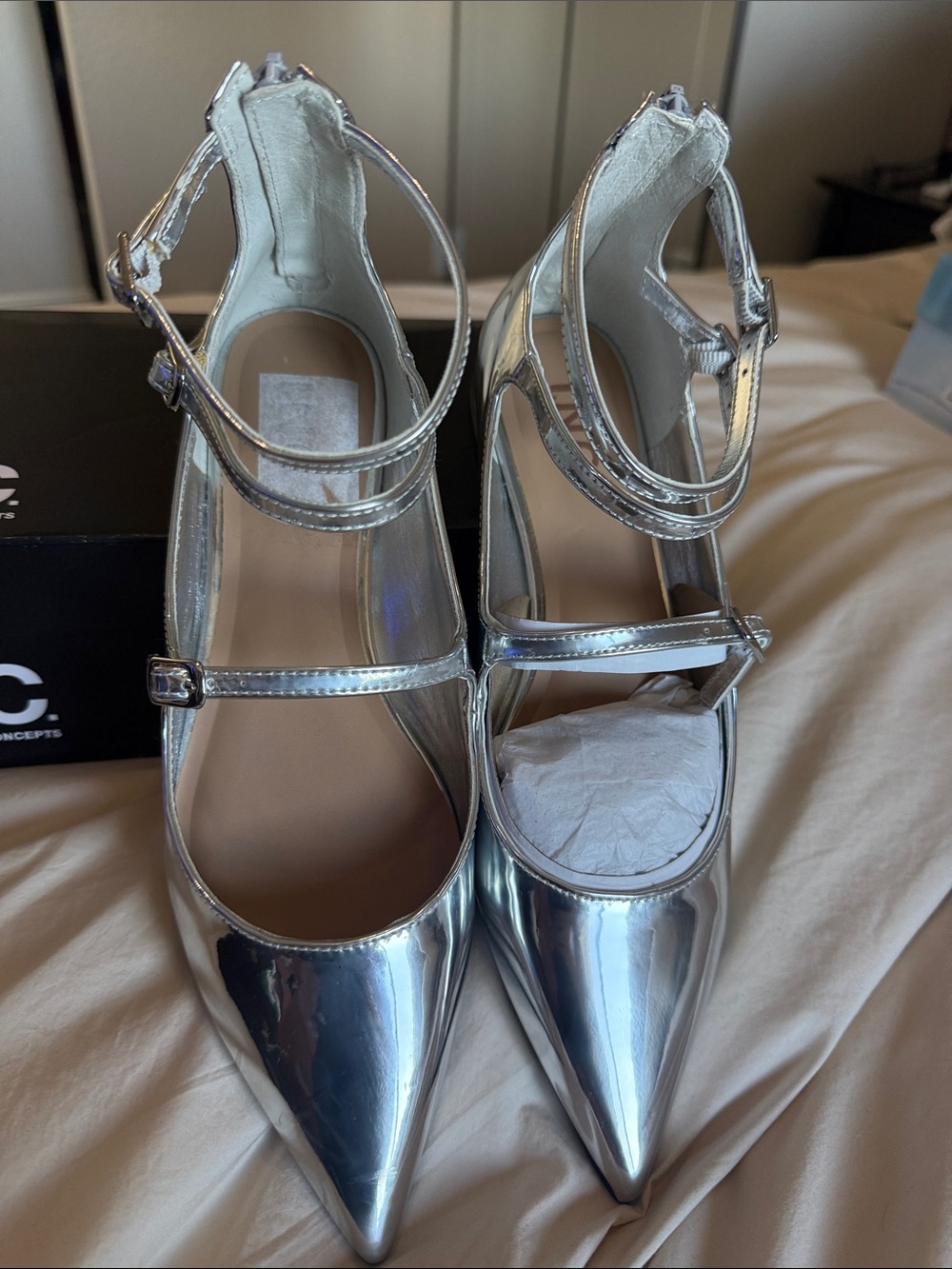 I.N.C. International Concepts Valanp Metallic Silver Pointed Triple-Strap Flat - Picture 3 of 11